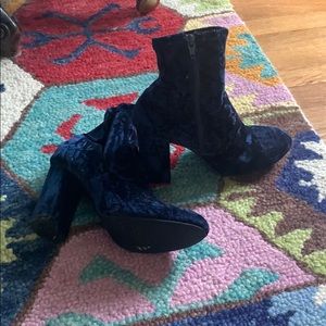 Mossimo Crushed Velvet Blue Heel Boots